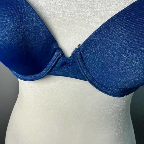 Victoria's Secret Uplift Semi Demi Size 32 C - Picture 3 of 9